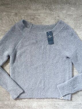 Abercrombie Kids NWT Very Soft Sweater Size 13/14